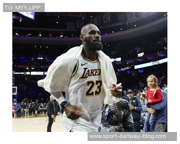 詹姆斯调侃纳什频频掉线你是因为不喜欢糖也不喜欢WiFi吗